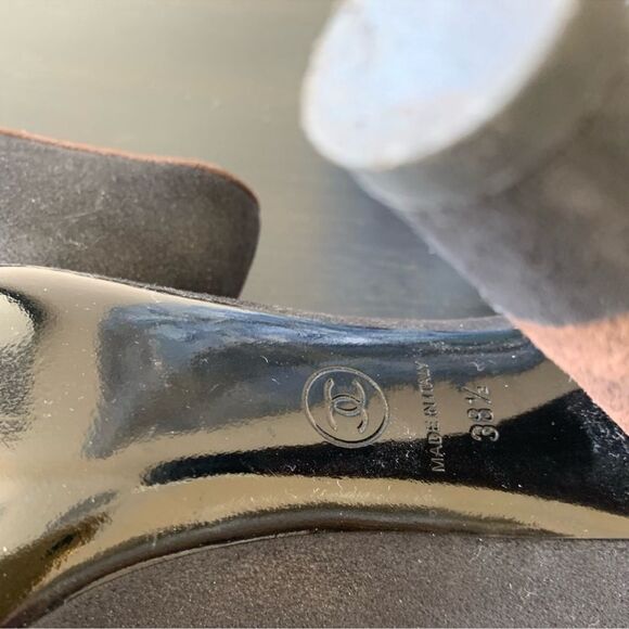 Authentic ICONIC Chanel Chunky Heel Shoes Block Heel Color Block 38.5 - Picture 5 of 11